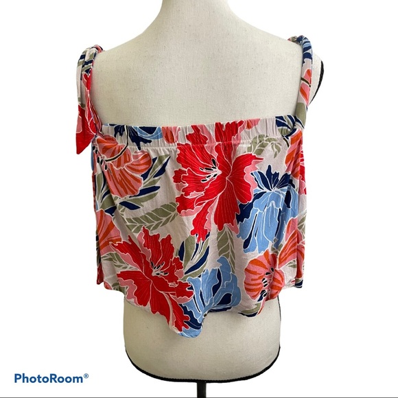 Astr the label off shoulder 100%viscose floral top size Medium.blouse - Picture 5 of 7